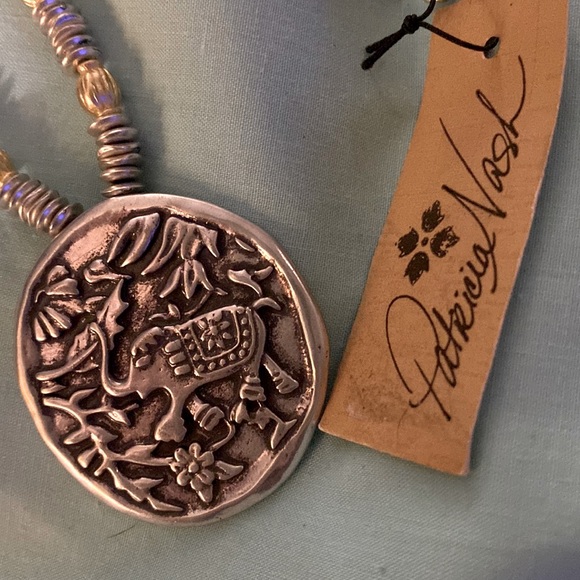 Patricia Nash Jewelry - NWT PATRICIA NASH ROUND ELEPHANT MEDALLION/PENDANT NECKLACE TWO TONED